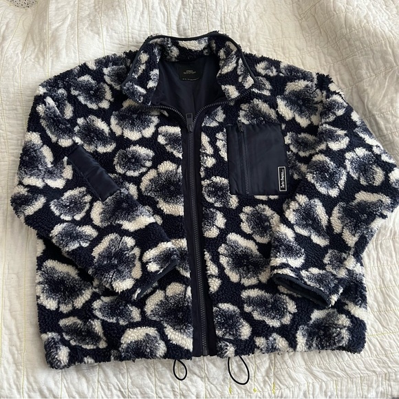 Urban Outfitters Jackets & Coats Iets Frans Wallace Floral Sherpa Jacket Poshmark